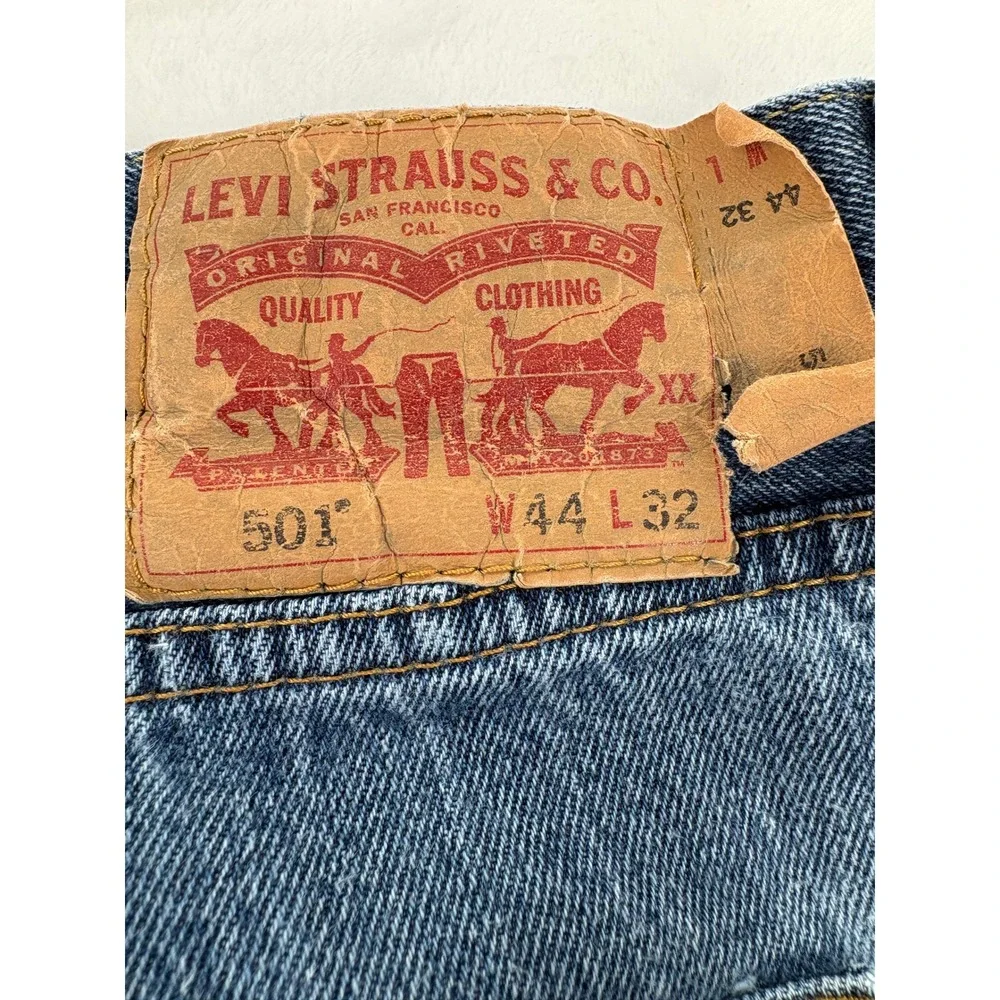 Levi's Jeans 44x32 501 Original Fit Medium Wash Blue Button Fly Denim Pants